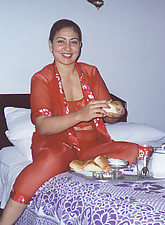 Arabic GF photo 3 of 8