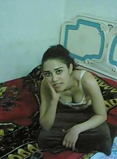 Arabic GF photo 1 of 8
