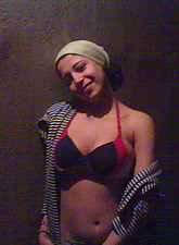 Arabic GF photo 6 of 8