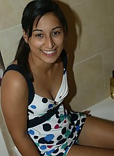 Arabic GF photo 6 of 8