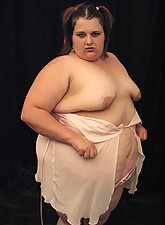 Super Sized Ladies photo 4 of 12