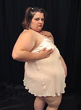Super Sized Ladies photo 8 of 12