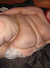 Super Sized Ladies photo 9 of 9