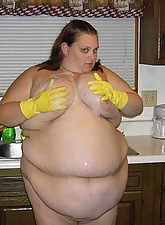 Super Sized Ladies photo 8 of 9