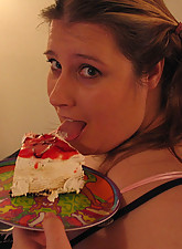 Super Sized Ladies photo 2 of 9