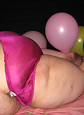 Super Sized Ladies photo 8 of 9