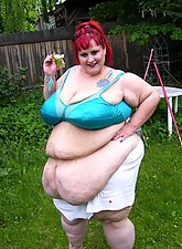 Super Sized Ladies photo 7 of 9