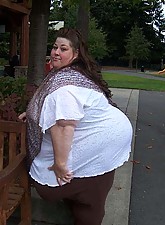 Super Sized Ladies photo 1 of 15