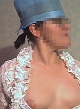 Oversexed Housewives photo 8 of 10