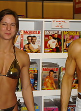 Sarah De Herdt photo 2 of 10