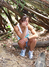 Sarah De Herdt photo 3 of 10