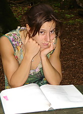 Sarah De Herdt photo 8 of 10
