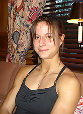 Sarah De Herdt photo 9 of 10