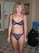 Mature GF photo 8 of 12