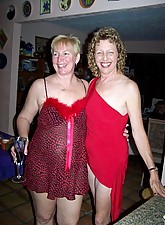 Mature GF photo 4 of 12