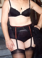 Mature GF photo 7 of 12