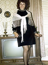 Mature GF photo 8 of 12