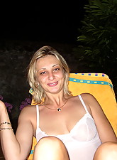 Mature GF photo 9 of 12