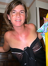 Mature GF photo 3 of 12