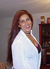 Mature GF photo 11 of 12