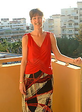 Mature GF photo 5 of 12