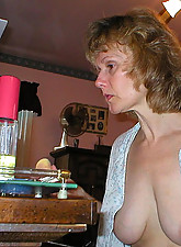 Mature GF photo 1 of 12