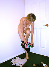 Mature GF photo 7 of 12