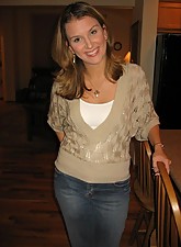 Mature GF photo 10 of 12