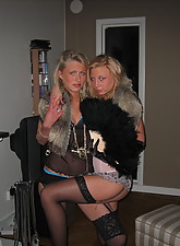 Swinger Wife photo 3 of 6
