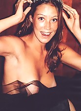 Downblouse Shots photo 5 of 10