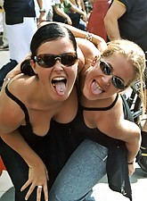 Downblouse Shots photo 4 of 10