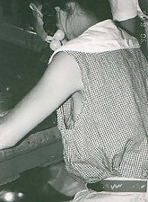 Downblouse Shots photo 5 of 10