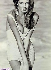 Downblouse Shots photo 5 of 10