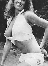 Downblouse Shots photo 2 of 10