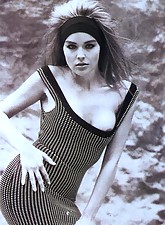 Downblouse Shots photo 4 of 10