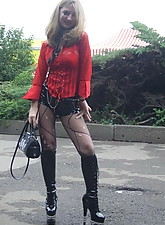 Hot Rubber Babes photo 4 of 10