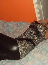 Hot Rubber Babes photo 2 of 10