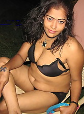 Prostitutes in India photo 5 of 10