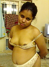 Prostitutes in India photo 5 of 10