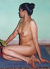 Prostitutes in India photo 3 of 10
