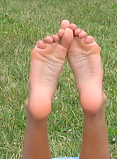Old Asians Ladies photo 9 of 10