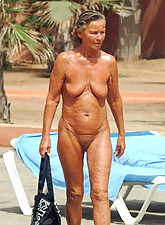 Lustful Granny photo 6 of 10