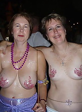 Lustful Granny photo 10 of 10