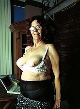 Lustful Granny photo 8 of 10