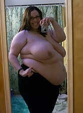 BBW Girlfriends photo 2 of 6