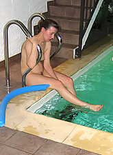 Naked Mommies photo 12 of 12