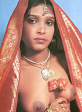 Indian GF photo 3 of 8
