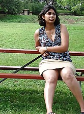 Indian GF photo 6 of 8