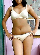 Indian GF photo 2 of 8