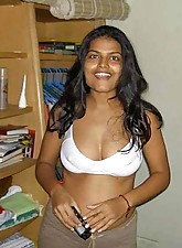 Indian GF photo 5 of 8